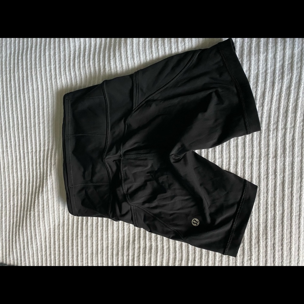 Lululemon spandex / biker shorts